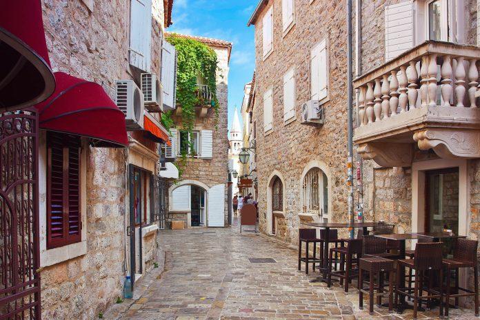 Altstadt Von Budva Luaran gambar